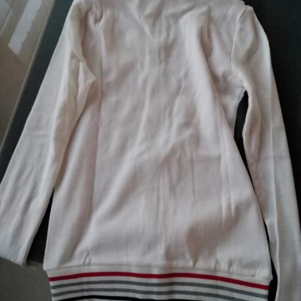 Lovely Jacket - Picture 5 of 5